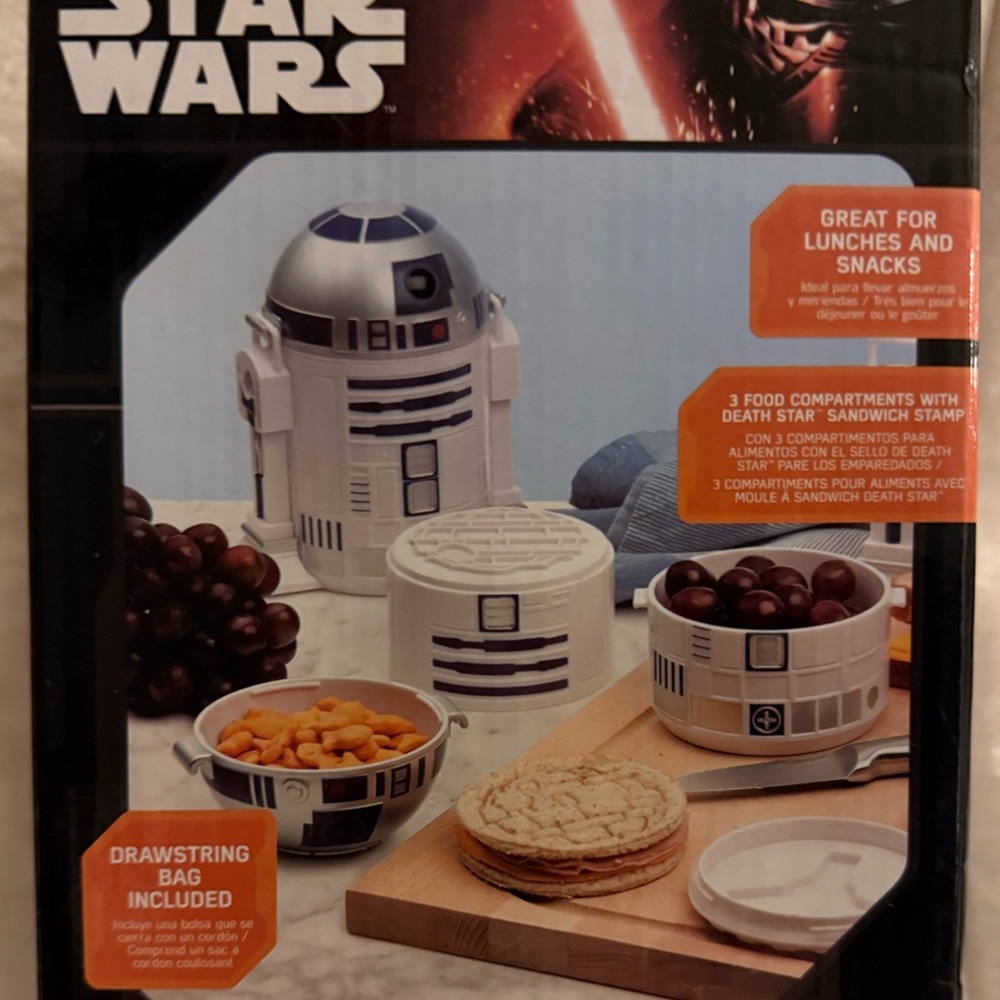 Star Wars (Disney) R2-D2 Bento Box with Death Star Stamp - New in Unsealed Box